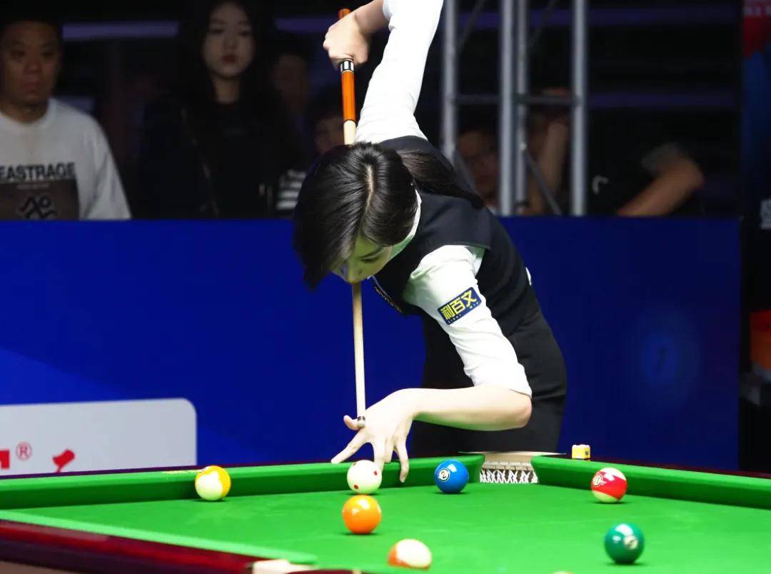 选手需要在 选手需要在