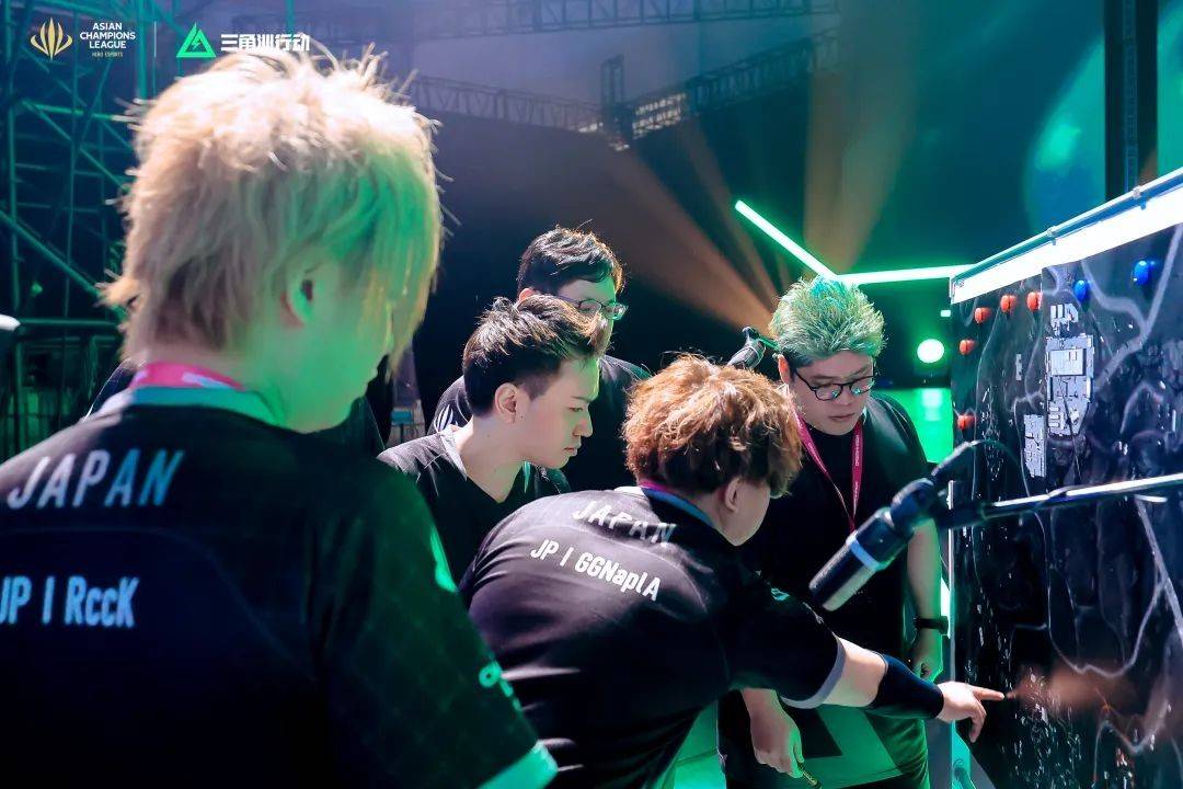 幅不稳的瞬 幅不稳的瞬